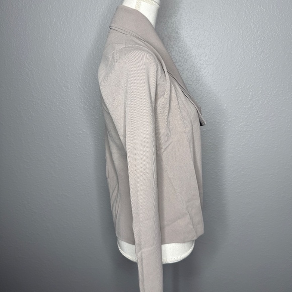 Beautiful TSE light gray open draped waterfall sweater with lapels Small -cp - Picture 4 of 8